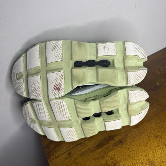 On Cloud Cloudmonster Running Shoes Women's Size 9.5 Grey Green - Picture 5 of 8